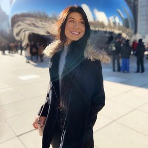 Meet your Posher, Lauryn